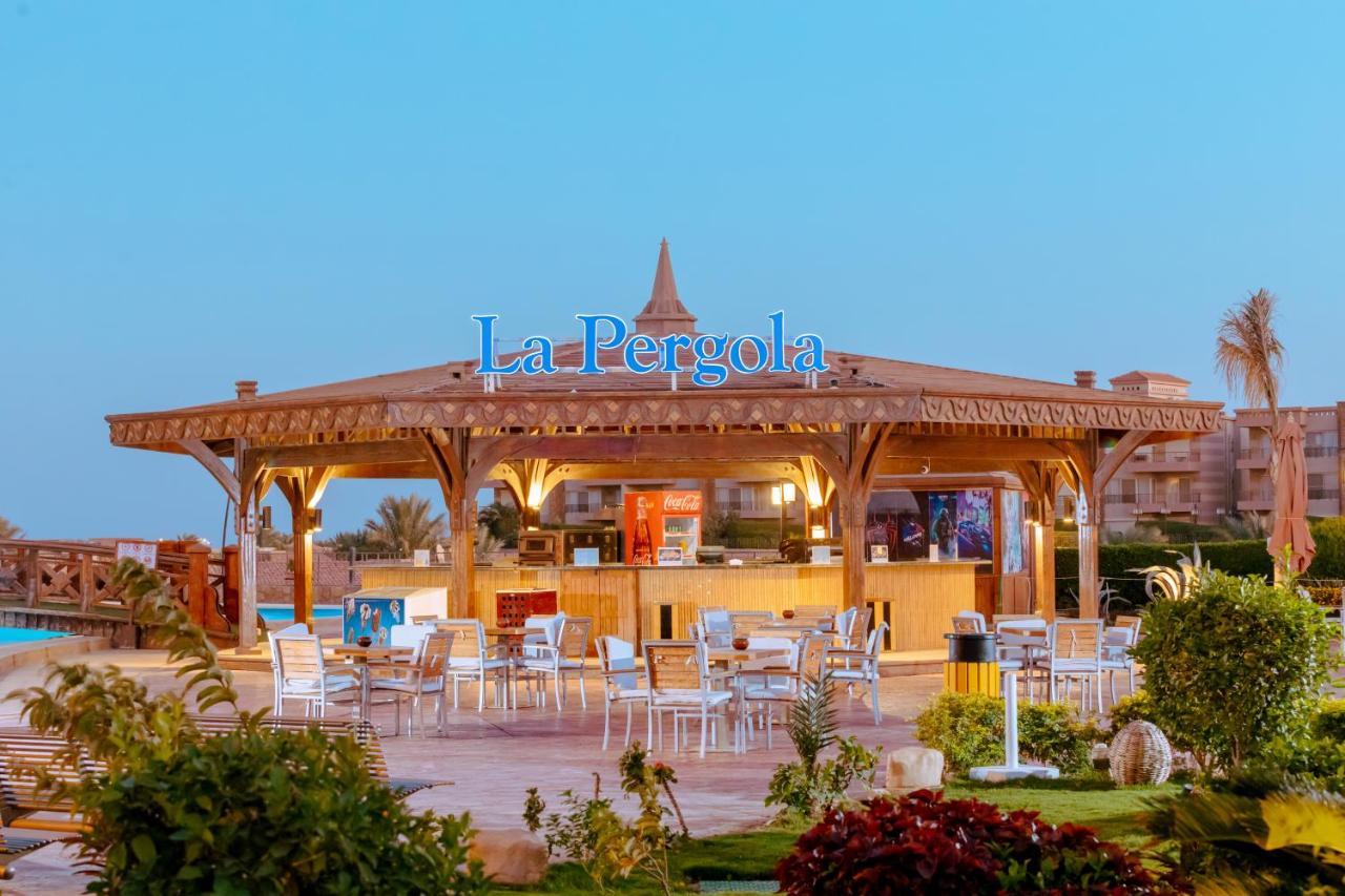 Coral Sea Beach And Aqua Park Ain Sukhna Exterior photo