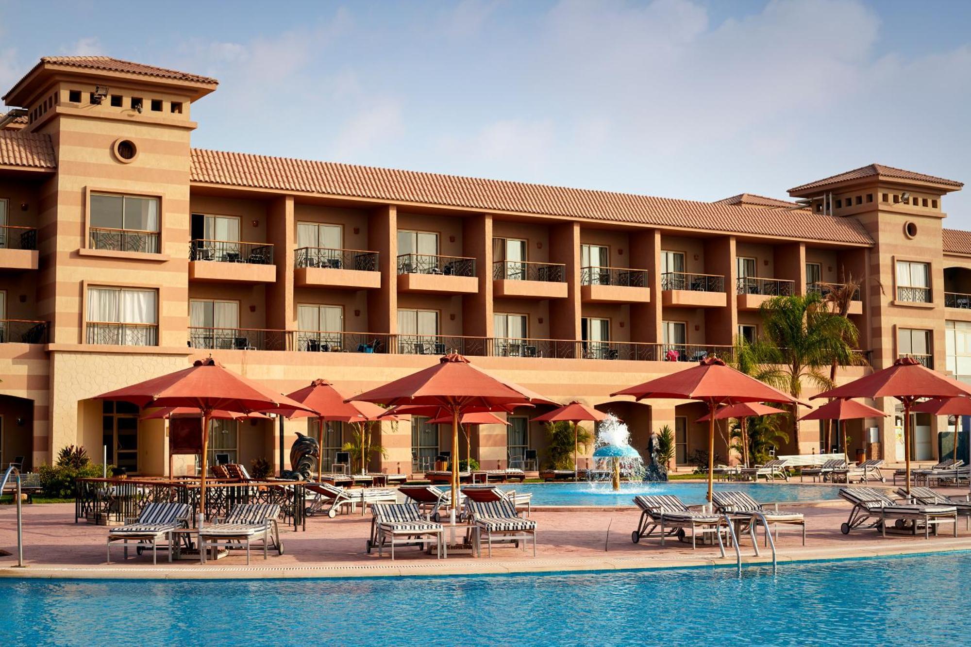 Coral Sea Beach And Aqua Park Ain Sukhna Exterior photo
